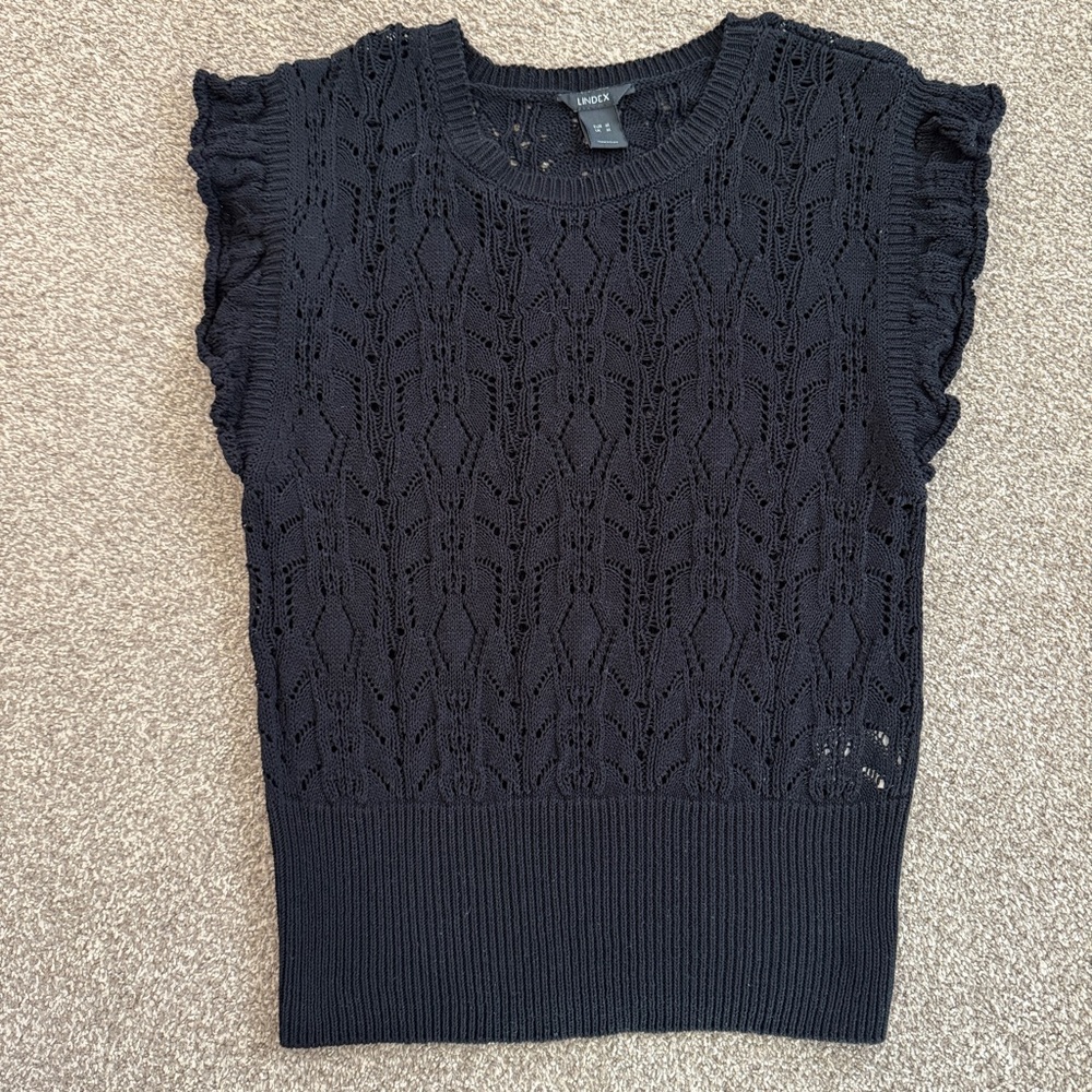 Lindex (Sweden) Black Loose Knit Flutter Sleeve Top Women’s Medium